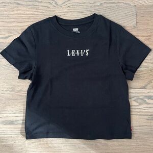 Levi’s logo baby tee